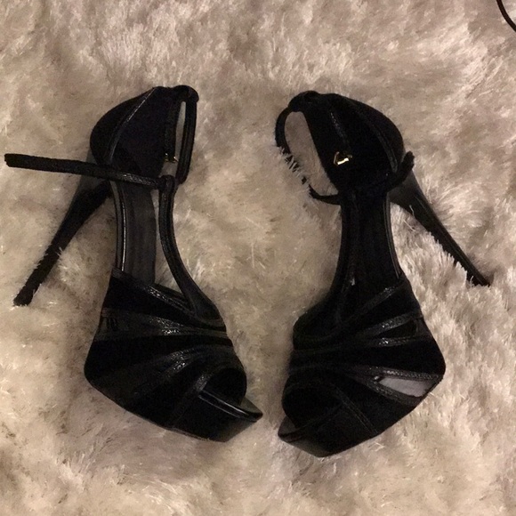 Burberry black platform 37.5 t-strap patent suede - Picture 7 of 8